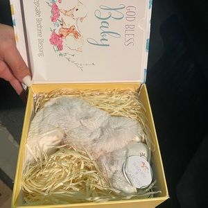 New baby praying book with lamb